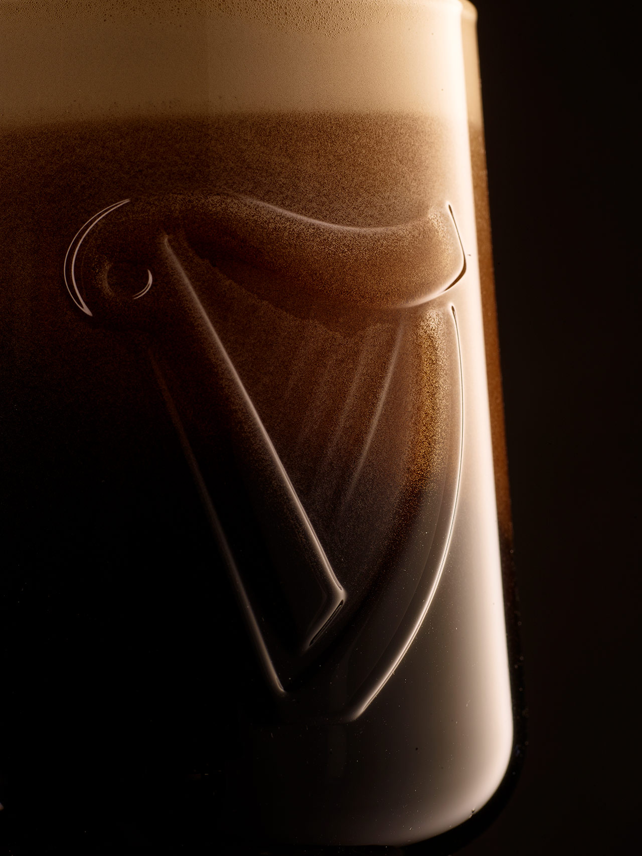 1437_Close-Up_Guinness_14277